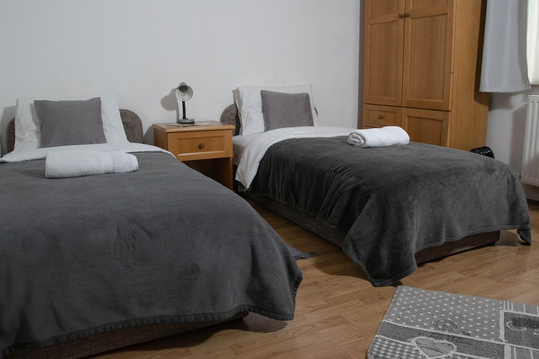 Kiskut Liget Pension Gyor Luaran gambar